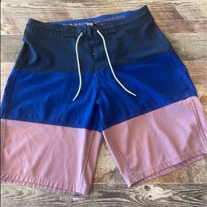 Old Navy California Board Swim Shorts Size 32